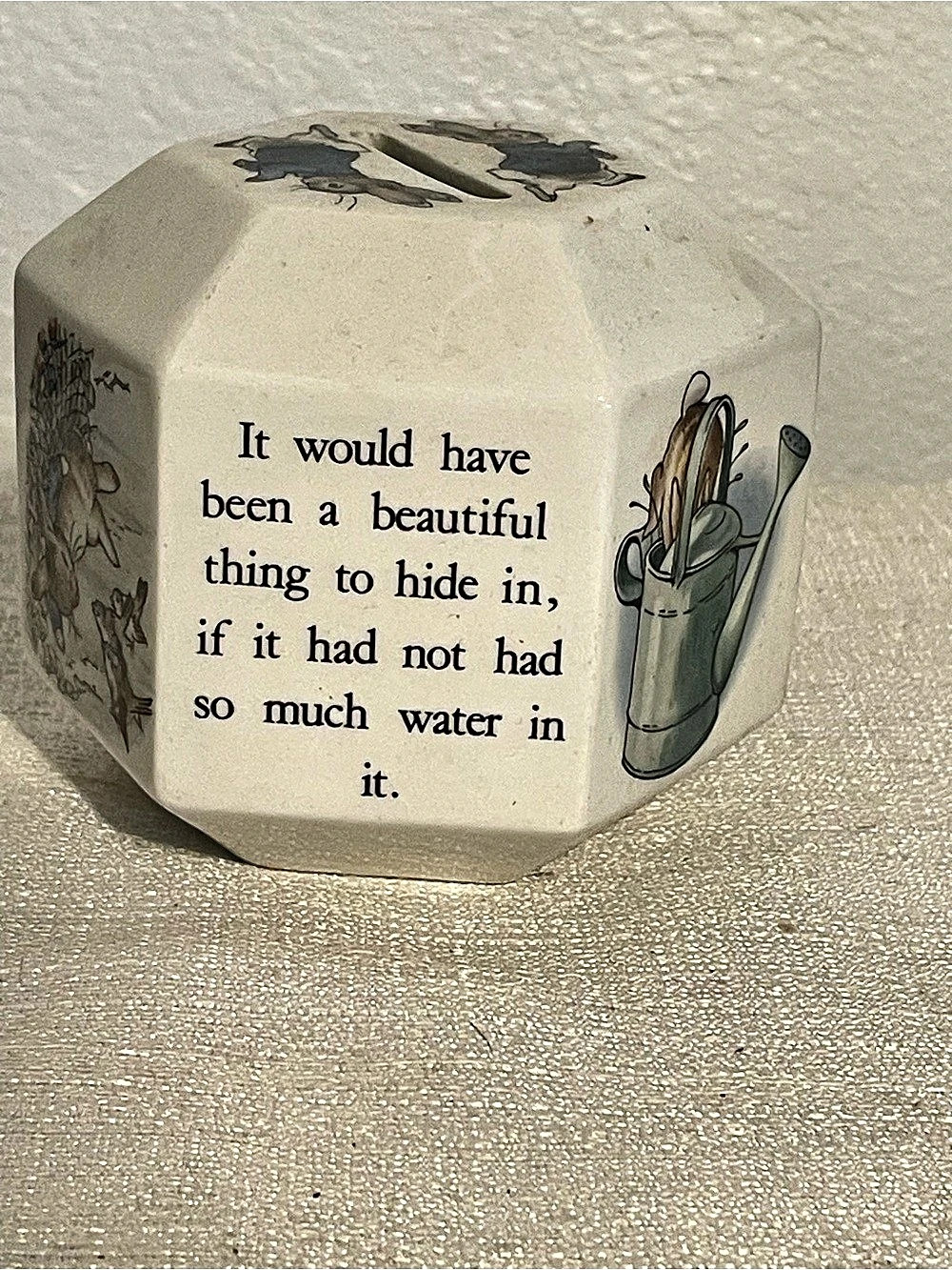 Wedgwood Peter Rabbit Octagonal Money Box Ceramic Decor - Picture 6 of 9